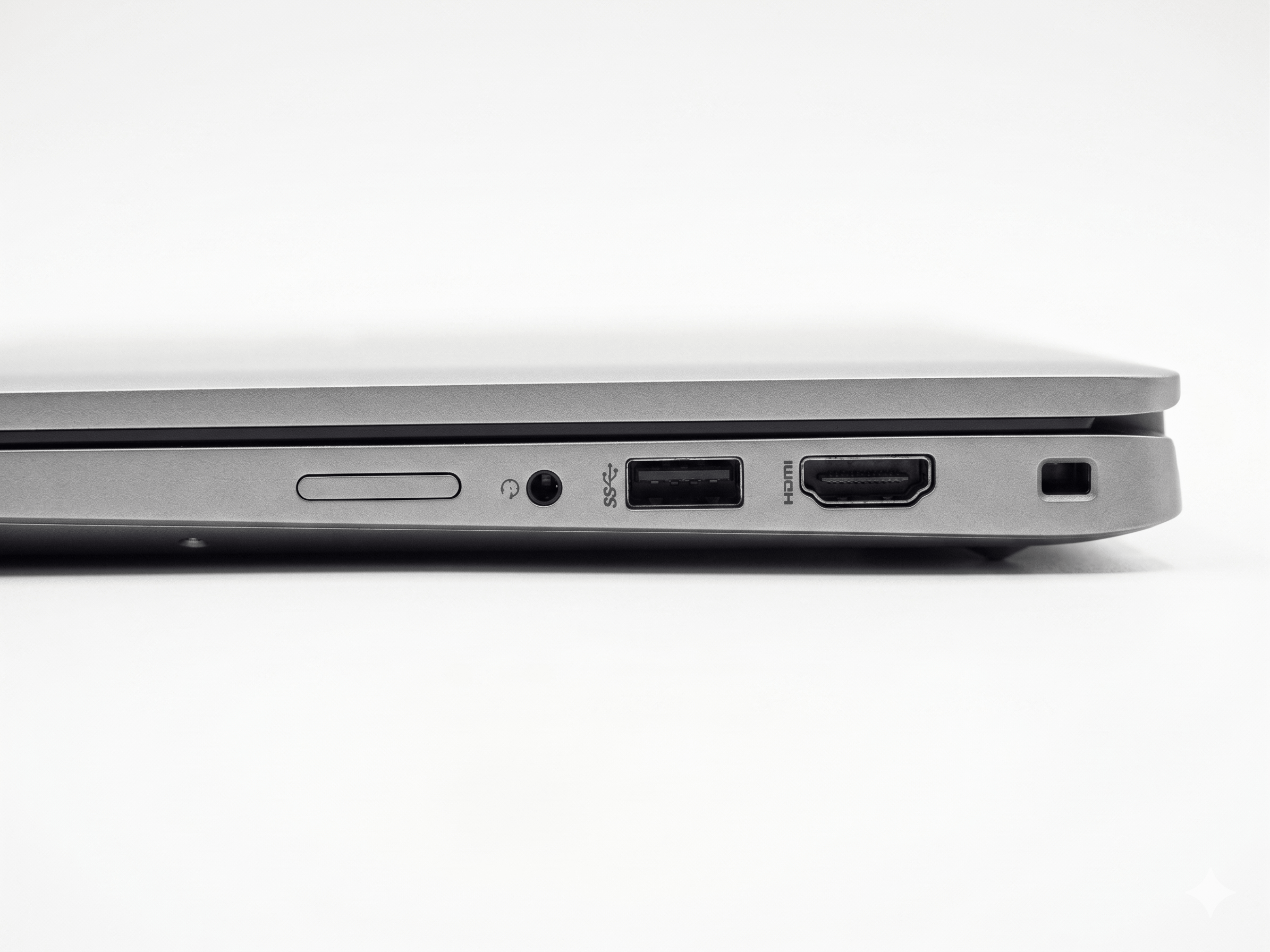 Dell Latitude 5320 13.3" | Intel Core i5-1145G7 vPro | 16GB RAM | 256GB NVMe SSD | Intel Iris Xe (USED)